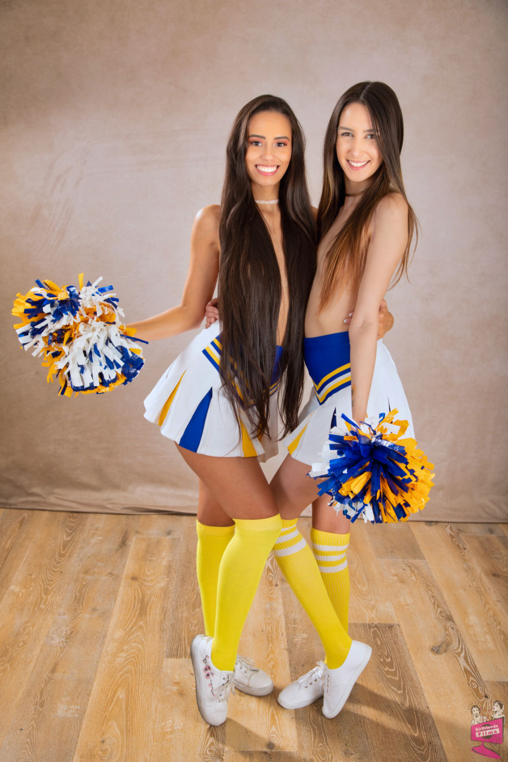 Natalia Nix and Andreina Deluxe - Girlfriends Films ...